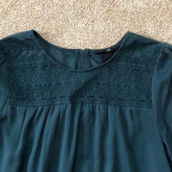 H&M Flowy Top - Picture 3 of 5